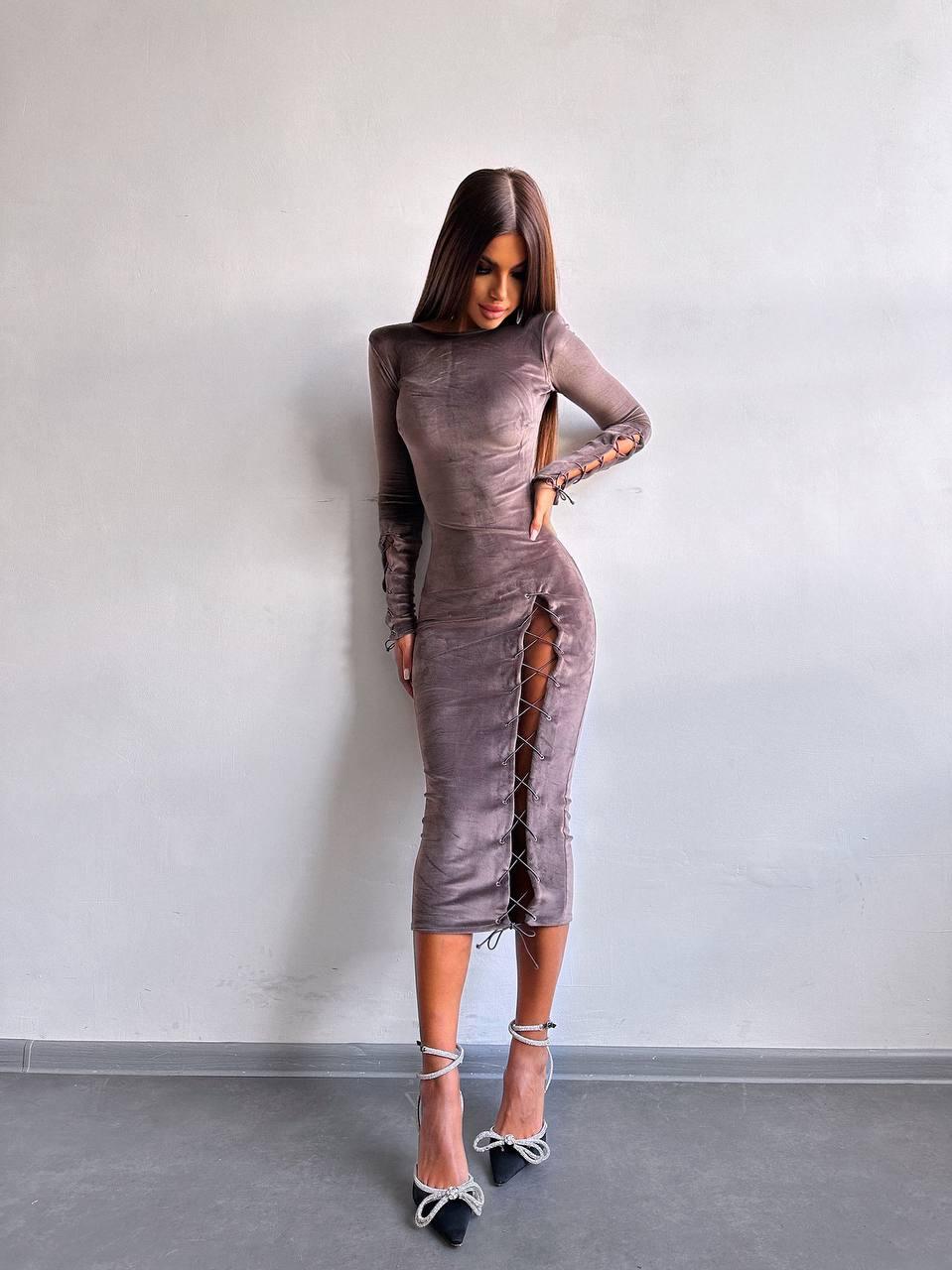 Оксамитова сукня міді облягаюча з підплічниками та шнурівкою (р.S, M) 66PL5488Е, фото 1