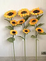 Соняшник декоративний.Гілка штучного соняшника ( 110 см на гілці 3 квітки )