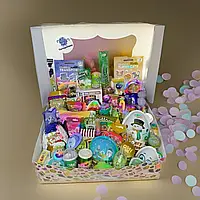 Солодощі для дитини на свято, Солодкий бокс на день народження, Подарунковий бокс зі смаколиками