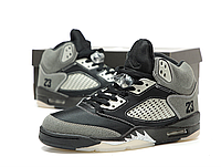Чоловічі кросівки Nike Air Jordan 5 retro grey Взуття Найк Джордан Ретро сірі чорні замшеві весняні баскетбольні