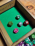 Дерев'яна подарункова ігрова коробка для гри в кістки "Dice box" з вежею, фото 4