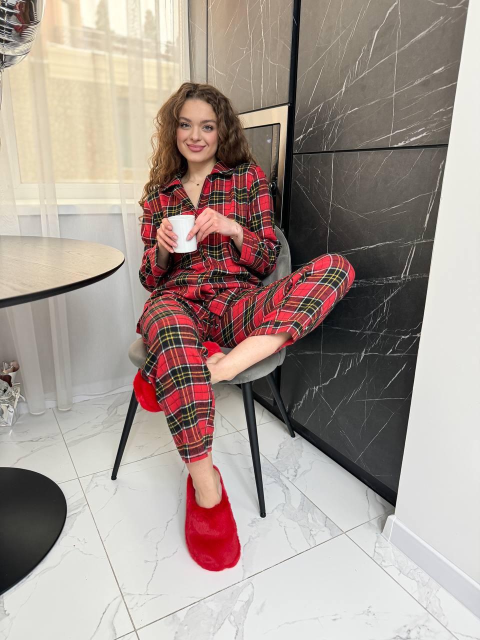 Стильні жіночі піжами в клітинку. Нічний одяг комплекти. Жіночий модний домашній костюм., фото 1