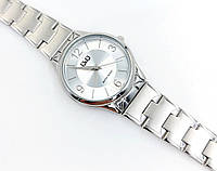 Часы женские Q&Q Q38B-002PY на браслете. Цвет: сталь. Арабские цифры