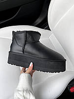 Стильные женские угги UGG Ultra Mini Platform Black Leather. Короткие женские УГГи на платформе.