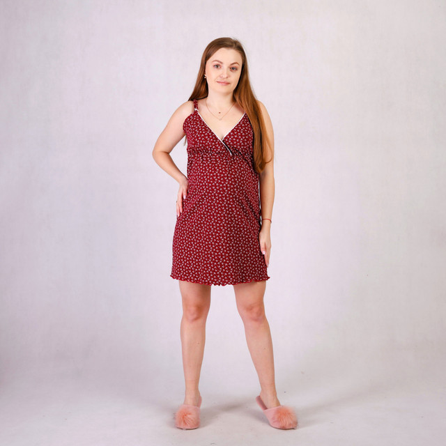 Ночная сорочка на тонких бретелях для беременных и для кормящих мам бордовый 46-54р.