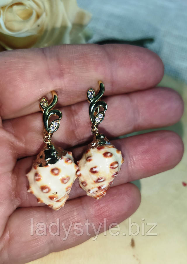 Красивые серьги с натуральными раковинами от студии LadyStyle.Biz украшения с натуральнным голубым агатом купить адуляр кольцо серебро