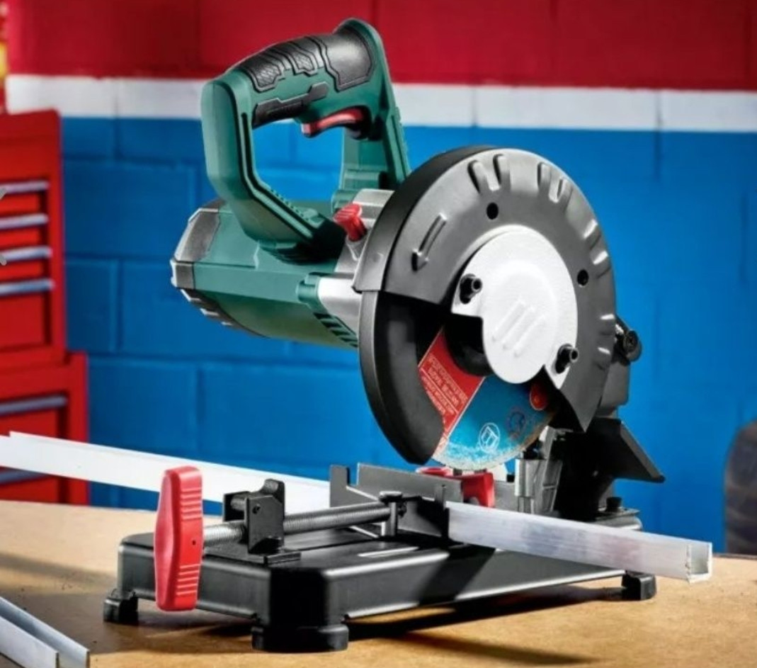 Торцовка для металу PARKSIDE PMTS 180 B2, фото 1