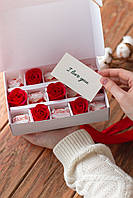 Подарунковий набір до 14 лютого солодкий подарунок "Троянди і Raffaelo" хіт