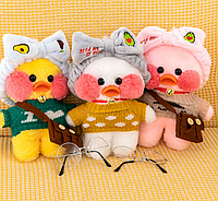 Мягкая игрушка Huada Toys уточка в очках Lalafanfan 35 см, плюшевая утка в одежде Cafe mimi duck Лалафанфан