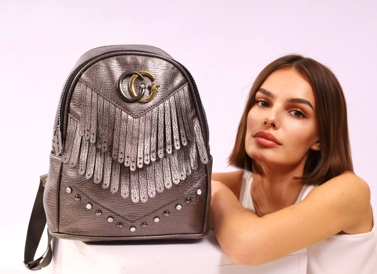 Рюкзак жіночий сріблястий код 7-3085 4559367