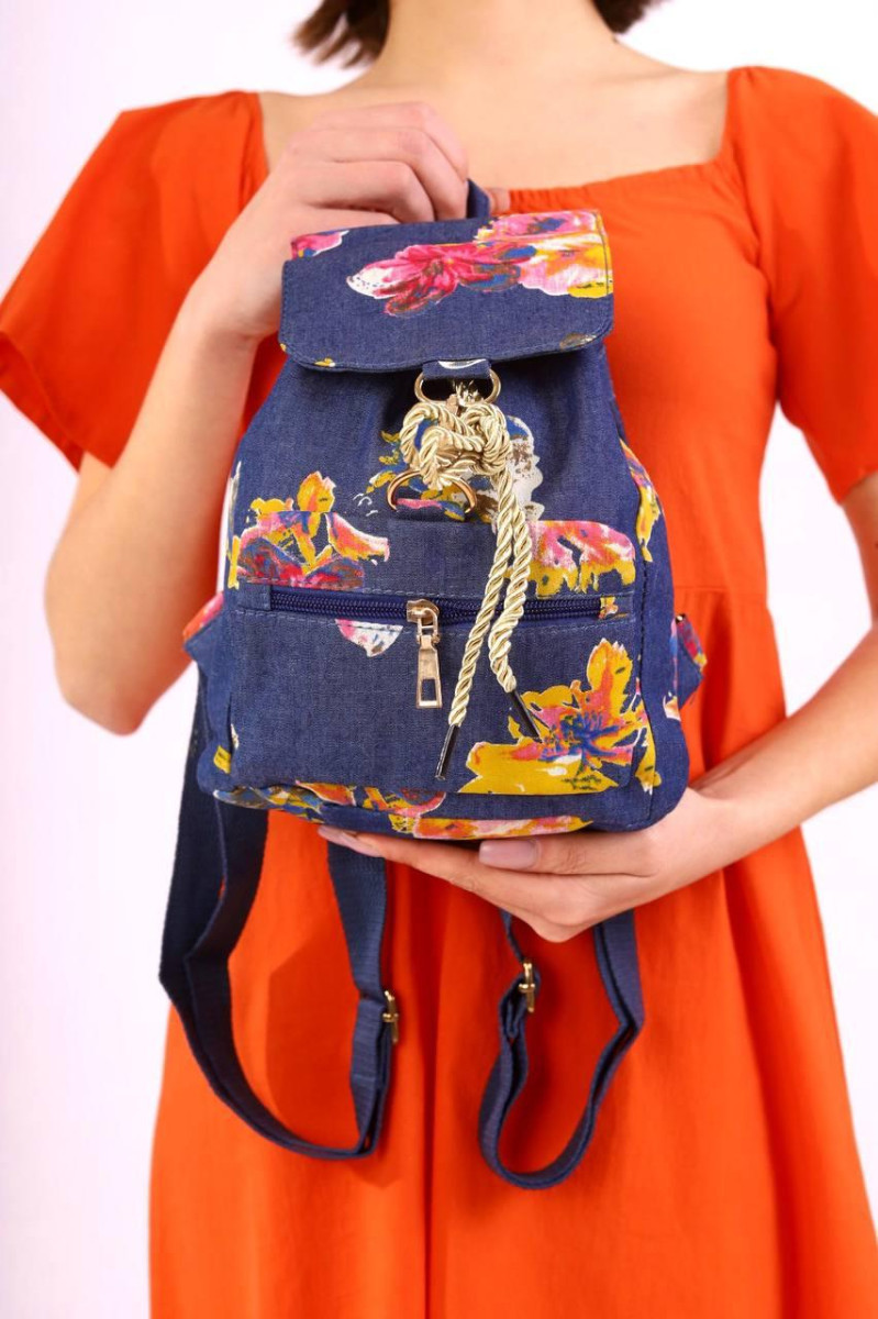 Рюкзак жіночий синій код 7-6051 4678902