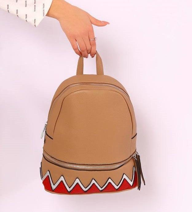 Рюкзак жіночий бежевий код 7-60 4559302