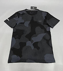 Чоловіча спортивна футболка Nike (Найк), чоловіча футболка чорна з принтом. Чоловічий одяг