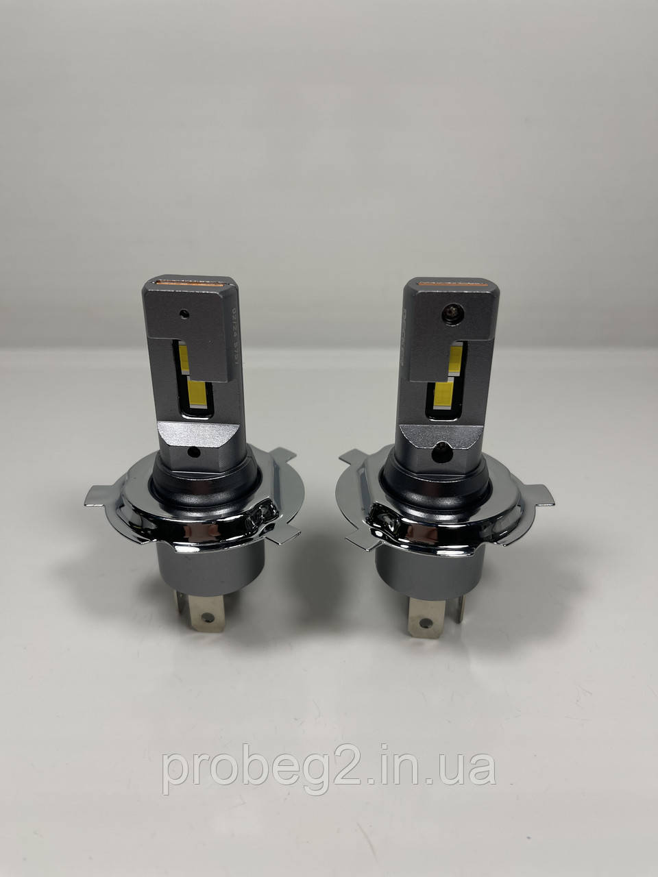 Led-лампи Decker h4 5000 k 7000 lm 9-32 v 30w комплект