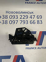 Кронштейн крепления переднего бампера левый Peugeot 5008 Пежо 5008 9684022080