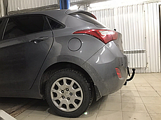 Польський фаркоп на Hyundai I30 hatchback 2012-2018 без підрізання бампера, фото 4