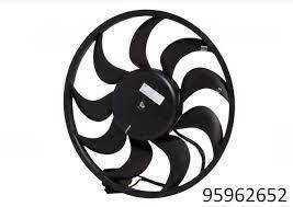 Вентилятор охолодження радіатора Авео Т300 (з кожухом) (GM) (95962652)