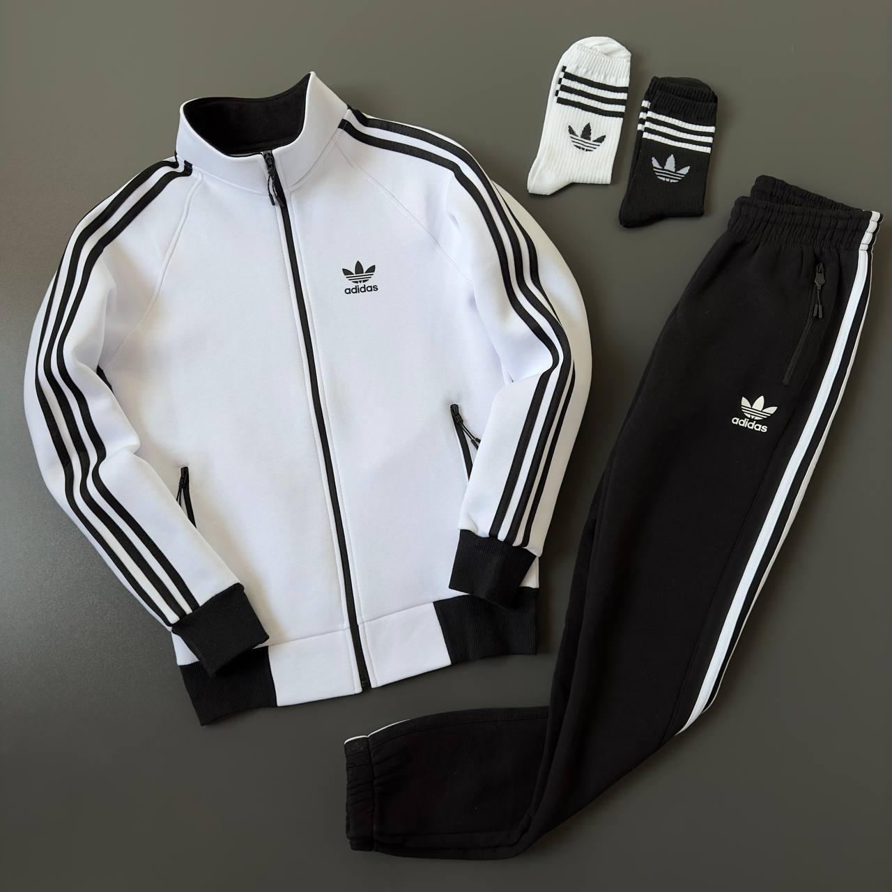 Зимовий костюм Adidas олімпійка і штани чорний зимовий костюм з лампасами трьохнитка на флісі