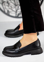 Туфлі жіночі чорна шкіра лофери тм SOLLORINI