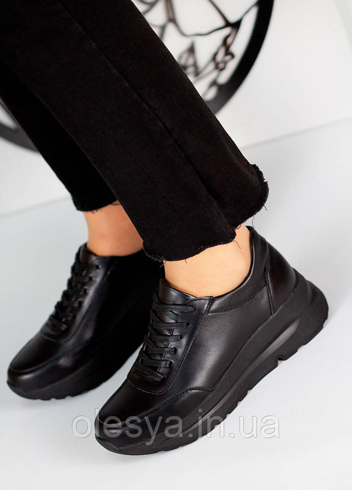 Кросівки LOOK чорна шкіра Розміри 36- 41