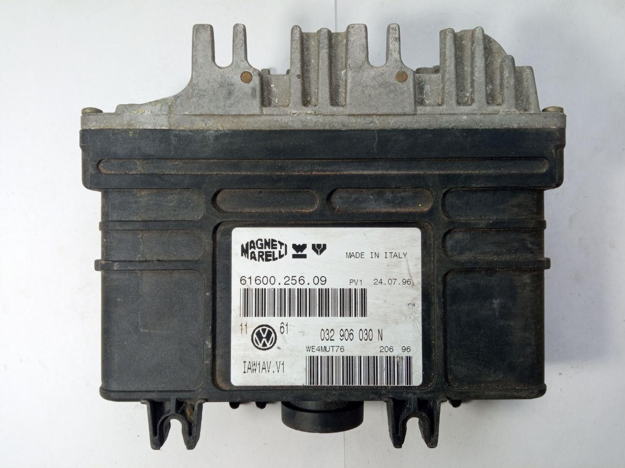 Електронний блок керування Volkswagen Magneti Marelli IAW1AV.V1 / 61600.256.09 / 11/61 / 032 906 030 N