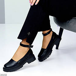 Стильні жіночі чорні туфлі на шлейці lolita style низький хід