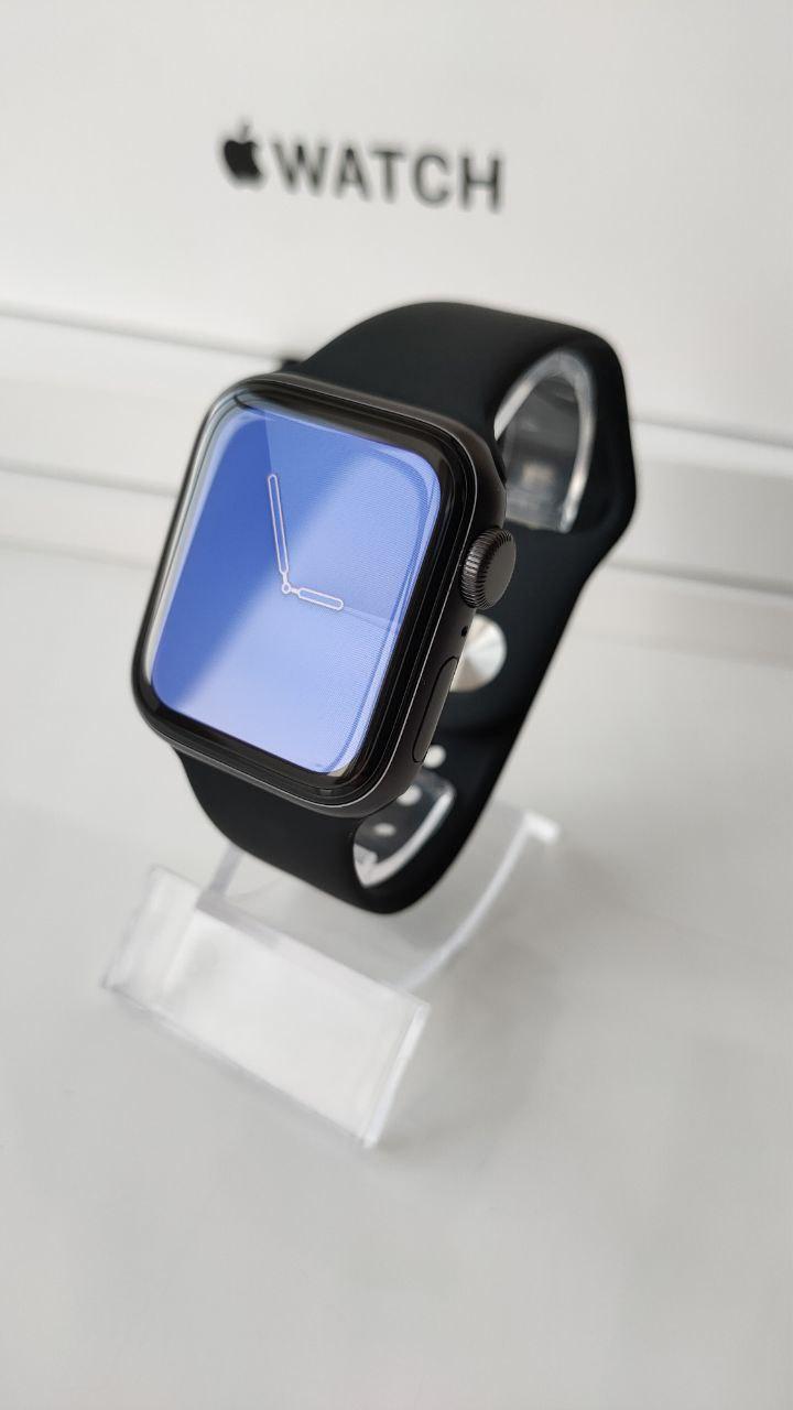 Apple watch series SE 40 mm Space Gray aluminium епл воч годинник 96%