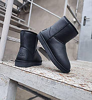 Угги ЧЕРНЫЕ без застеэки из натуральной кожи мужские с лейбл UGG Black полусапожки ботинки