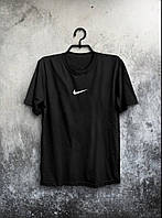 Мужская черная футболка Nike
