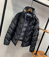 Короткая женская зимняя куртка на пуху Geox черная 48/50