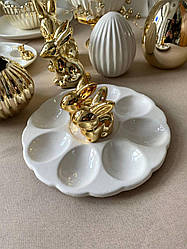 Підставка для 8-ми яєць карамічна біла з парою золотих кроликів D20*8 см 727-525