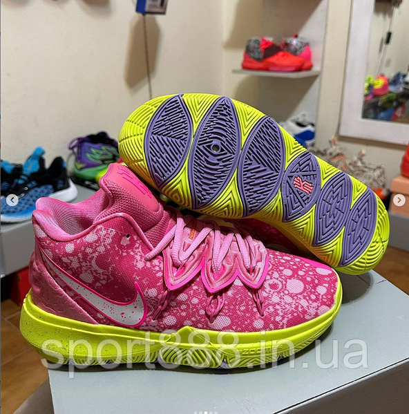 Nike Kyrie 5 Patrick Star