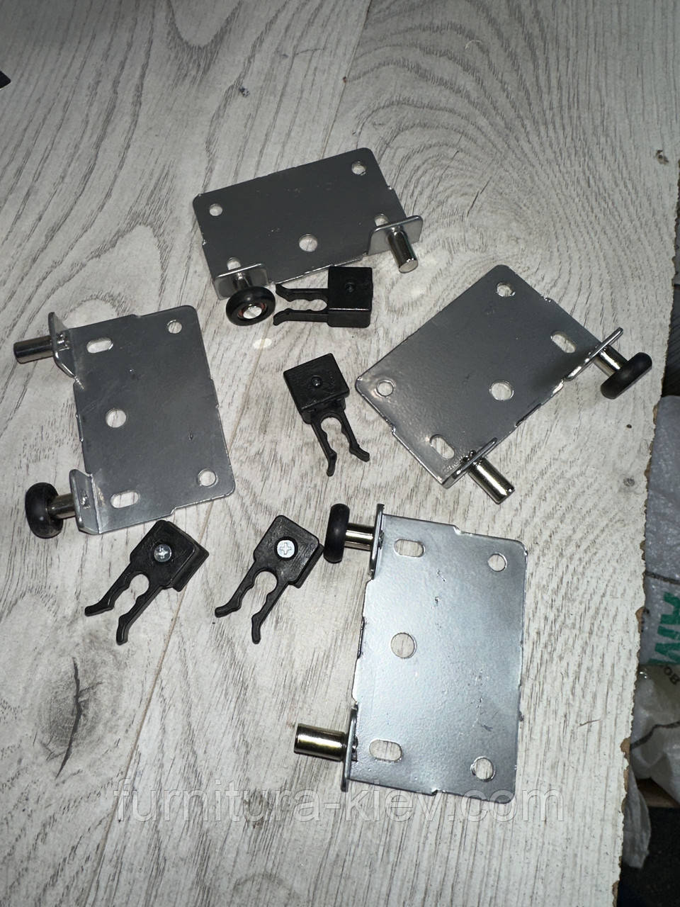 Напрямні верх SKM 80 сірі
