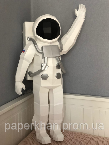 PaperKhan Набор для создания 3D фигур космонавт Паперкрафт Papercraft подарок сувернир игрушка конструктор - фото 1 - id-p2082714501
