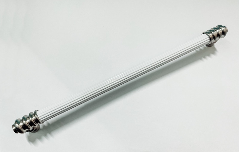 Ручка-скоба сучасна класика KB-890-224 Inox нікель браш з білою вставкою 224 мм