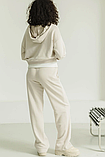 Стильний спортивний костюм тринитка з подвійними манжетами 42-52 розміри різні кольори бежевий, фото 5