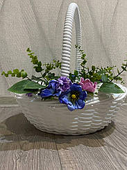 Великодній кошик зі штучного ротангу білий 6л.