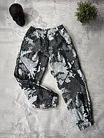 Мужские спортивные штаны черные с белым принтом Брюки плащевка на подкладке осенние весенние (G)
