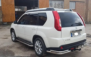 Захист заднього бампера подвійні ВУГЛИ на Nissan Rogue (з 2013--)