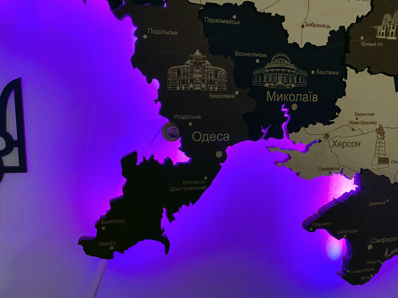Деревянная карта Украины с подсветкой "Латте макиато" Travel 100×65 см "Wr" - фото 2 - id-p2082898796