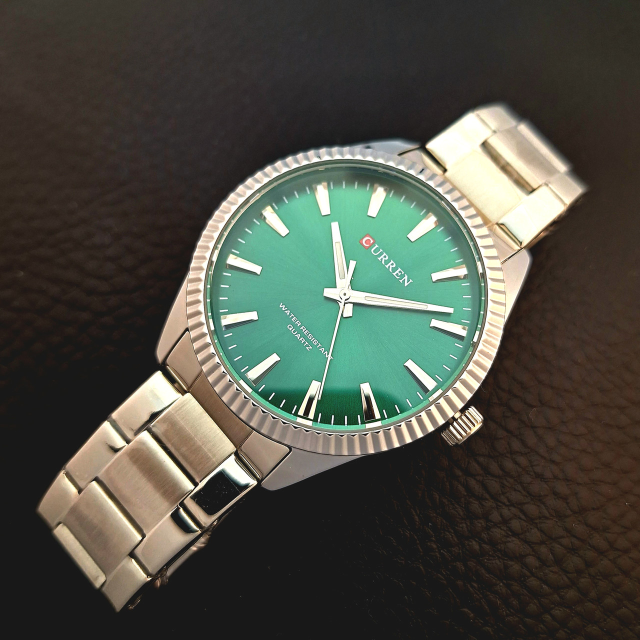 Чоловічий класичний кварцевий стрілочний наручний годинник Curren 8425 Silver-Green. Металевий браслет