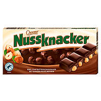 Черный шоколад с фундуком Choceur Nussknacker, 100 г.
