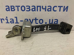 Обмежувач дверей задній лівий Mitsubishi Lancer 2007-2017 5732A066 (Арт.29679)