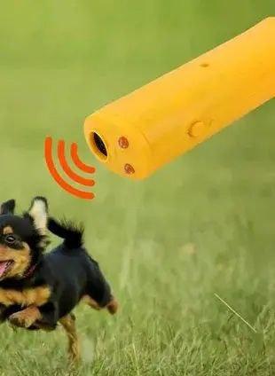 Потужний Ультразвуковий компактний відлякувач собак AD 100 Електронний відлякувач з ліхтариком Жовтий SS&V