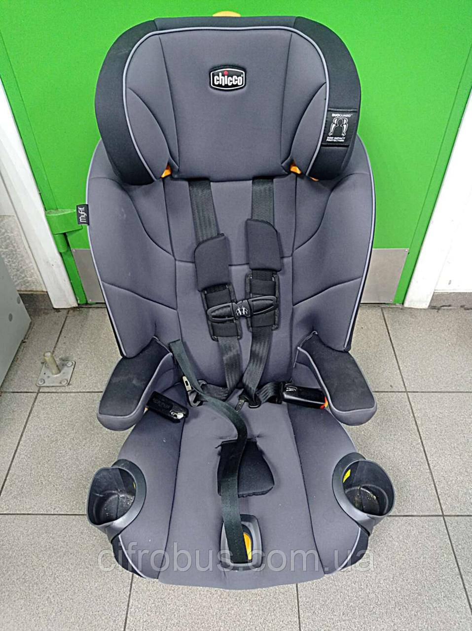 Дитяче автокрісло Б/У Chicco Myfit 10840 T-01