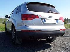 Фаркоп Audi Q7 2006-2015 (Ауді Q7) автомат на ручці