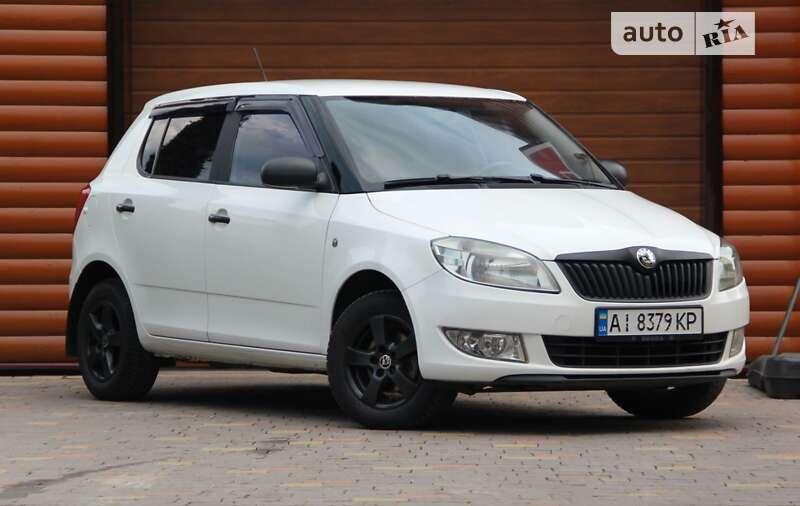 Дефлекторы Окон Skoda Fabia II универсал 2007-2014 (скотч) ACRYL-AUTO - фото 1 - id-p1700861547