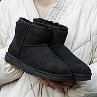 Уггі жіночі UGG Australia Classic Mini чорні, Уггі Астралія Міні замшеві з натуральним хутром. код IN-1622