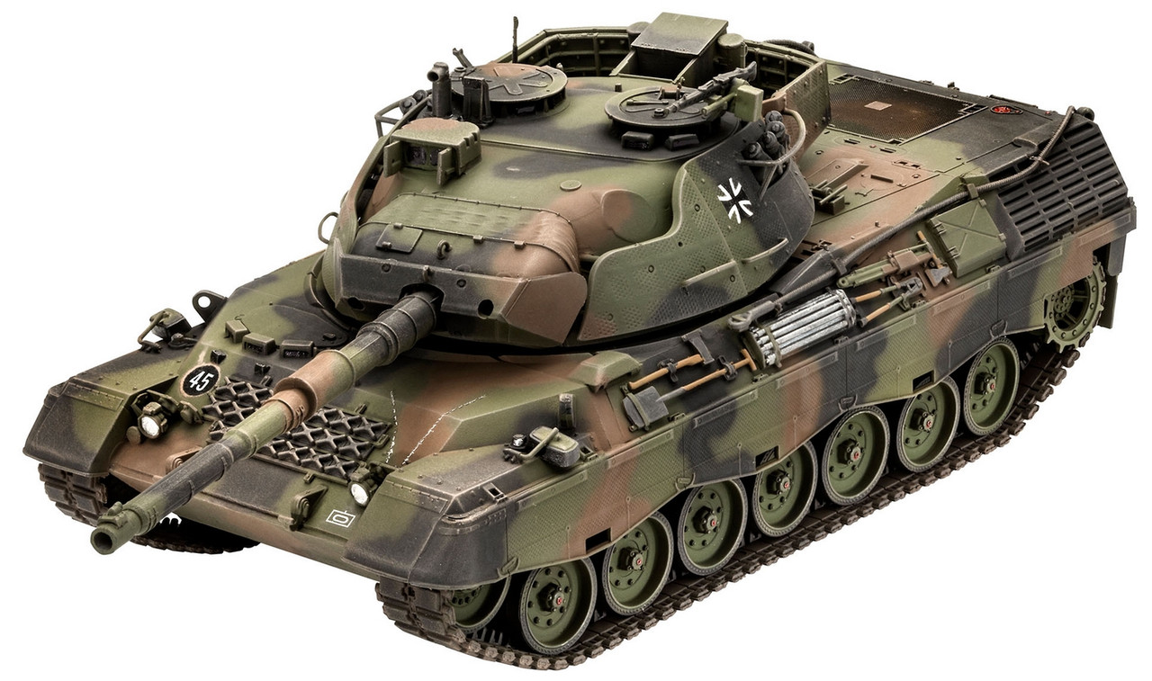 Збірна модель Revell Танк Leopard 1A5 рівень 4 масштаб 1:35 (RVL-03320) (Уцінка)