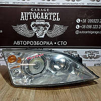 Фара права ксенон Ford Mondeo III 1S7113005CK